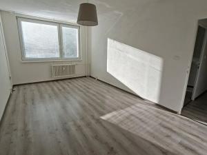 Prodej bytu 2+kk, Praha - Střížkov, Roudnická, 56 m2