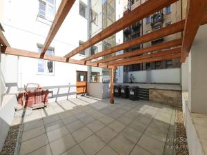 Prodej obchodního prostoru, Praha - Libeň, Vacínova, 66 m2
