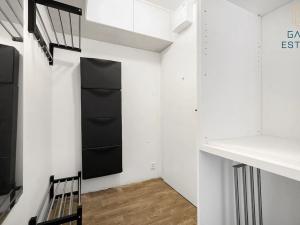 Pronájem bytu 1+kk, Brno, Merhautova, 27 m2
