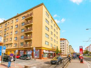 Pronájem bytu 2+kk, Praha - Vršovice, Vršovická, 55 m2