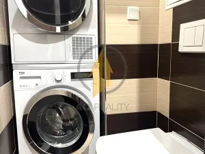 Pronájem bytu 3+1, Jičín, Nám. V. Čtvrtka, 68 m2
