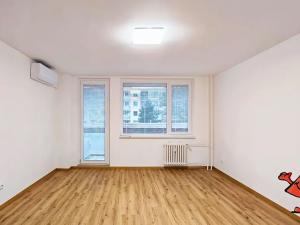 Pronájem bytu 3+1, Praha - Modřany, Božetická, 73 m2