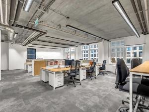 Pronájem kanceláře, Praha, 700 m2