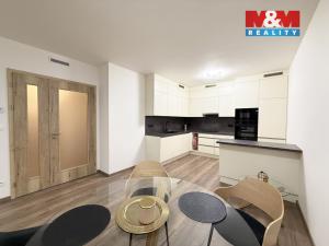 Pronájem bytu 3+kk, Praha, Kolbenova, 98 m2