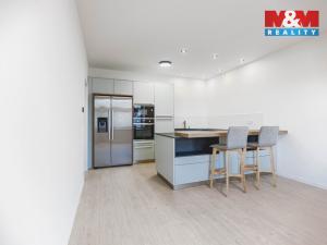 Prodej bytu 2+kk, Klatovy - Klatovy II, Dukelská, 56 m2