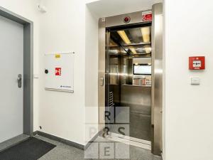 Prodej bytu 3+kk, Praha - Dejvice, Kolejní, 112 m2