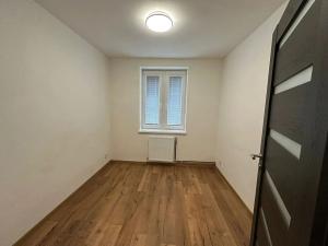 Pronájem bytu 2+1, Katusice, Polní, 50 m2