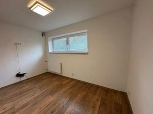 Pronájem bytu 2+1, Katusice, Polní, 50 m2