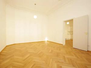 Pronájem bytu 2+kk, Praha - Vinohrady, Balbínova, 66 m2