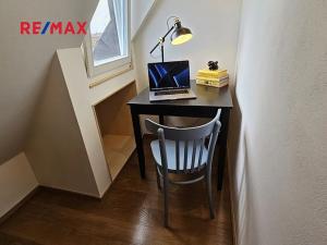 Pronájem bytu 1+kk, Praha - Holešovice, Veverkova, 36 m2