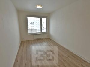 Pronájem bytu 2+kk, Praha - Hloubětín, Granitova, 61 m2