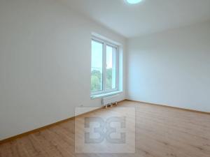 Pronájem bytu 2+kk, Praha - Hostavice, Českobrodská, 54 m2