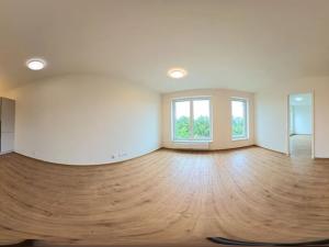 Pronájem bytu 2+kk, Praha - Hostavice, Českobrodská, 54 m2