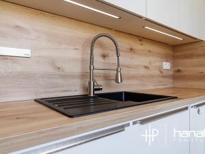 Prodej bytu 3+1, Olomouc, Hněvotínská, 66 m2