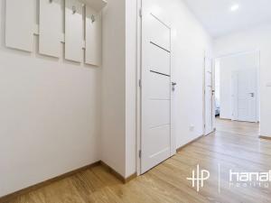 Prodej bytu 3+1, Olomouc, Hněvotínská, 66 m2
