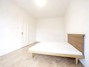 Pronájem bytu 2+kk, Praha - Vysočany, Prouzova, 50 m2