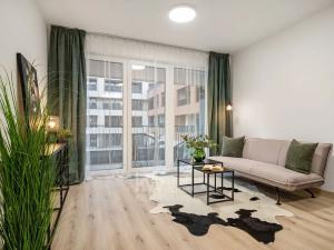 Pronájem bytu 1+kk, Praha - Hloubětín, Poděbradská, 33 m2
