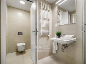 Pronájem bytu 1+kk, Praha - Hloubětín, Poděbradská, 33 m2