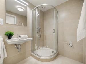 Pronájem bytu 1+kk, Praha - Hloubětín, Poděbradská, 33 m2