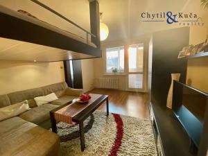 Pronájem bytu 2+1, Olomouc, Varšavské nám., 52 m2