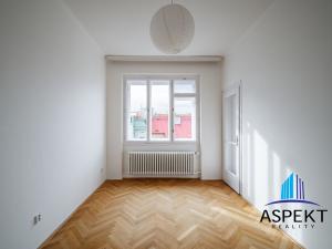 Pronájem bytu 2+1, Praha - Bubeneč, Ovenecká, 55 m2