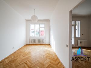 Pronájem bytu 2+1, Praha - Bubeneč, Ovenecká, 55 m2
