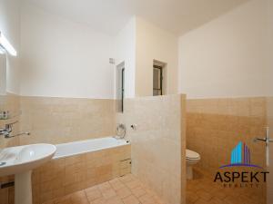 Pronájem bytu 2+1, Praha - Bubeneč, Ovenecká, 55 m2