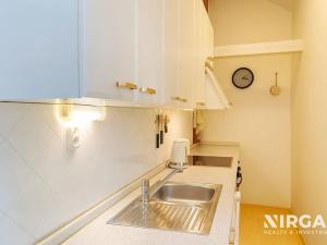 Pronájem bytu 1+kk, Praha - Malá Strana, Říční, 40 m2