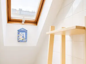 Pronájem bytu 1+kk, Praha - Malá Strana, Říční, 40 m2