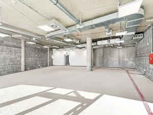 Pronájem obchodního prostoru, Praha - Stodůlky, Bělohlávkova, 446 m2