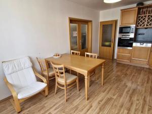 Prodej bytu 3+kk, Praha - Stodůlky, Petržílkova, 78 m2