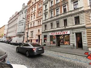 Pronájem bytu 1+kk, Praha - Nové Město, Na bojišti, 27 m2