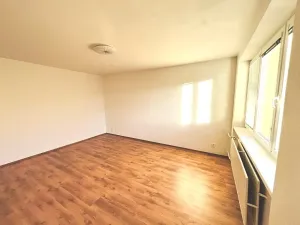Pronájem bytu 1+1, Boskovice, Husova, 37 m2