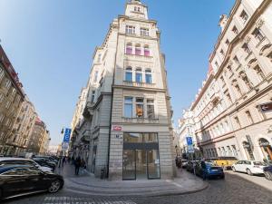 Pronájem obchodního prostoru, Praha - Josefov, Kaprova, 22 m2
