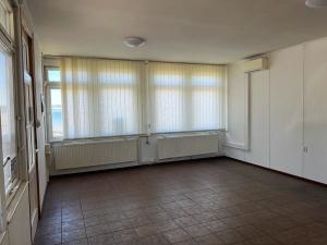 Pronájem komerční nemovitosti, Losiná, 300 m2