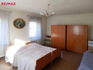 Prodej rodinného domu, Hořesedly, 200 m2