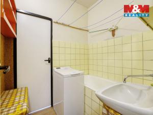 Prodej bytu 3+1, Praha - Malešice, Počernická, 72 m2