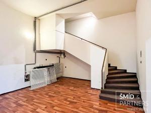 Pronájem komerční nemovitosti, Kolín, Husovo náměstí, 300 m2