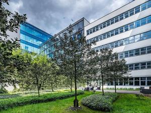 Pronájem kanceláře, Praha - Smíchov, Radlická, 2350 m2