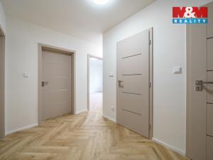 Prodej bytu 3+1, Kadaň, Komenského, 76 m2