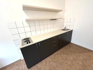 Pronájem bytu 1+kk, Praha - Smíchov, Křížová, 22 m2
