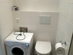 Pronájem bytu 1+kk, Praha - Hostivař, Hostivařská, 30 m2