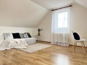 Pronájem rodinného domu, Zlonín, Hlavní, 78 m2