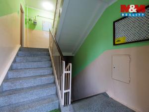 Prodej bytu 2+1, Ostrov, Jungmannova, 56 m2