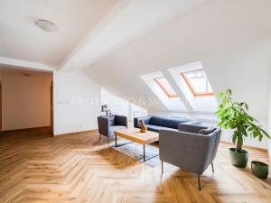 Pronájem kanceláře, Praha - Staré Město, Ovocný trh, 81 m2