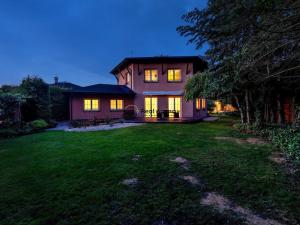 Prodej rodinného domu, Praha - Vinoř, 486 m2