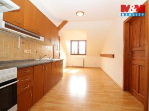 Prodej bytu 2+1, Nový Bor - Arnultovice, Gen. Svobody, 92 m2