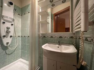 Pronájem bytu 1+1, Praha - Libeň, Vosmíkových, 38 m2