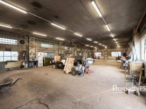 Prodej kanceláře, Okna, 475 m2