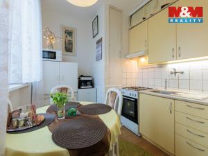 Prodej bytu 1+kk, Praha - Strašnice, Královická, 27 m2